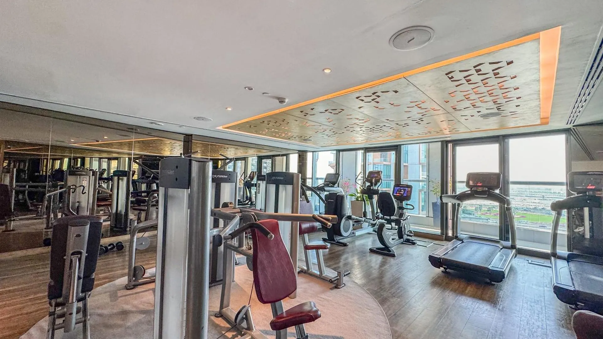 Spacious 2 Bedroom Apartment In Damac Towers By Paramount Dubai With Pool Gym Free Parking Sleeps 4 By Stayfinity United Arab Emirates