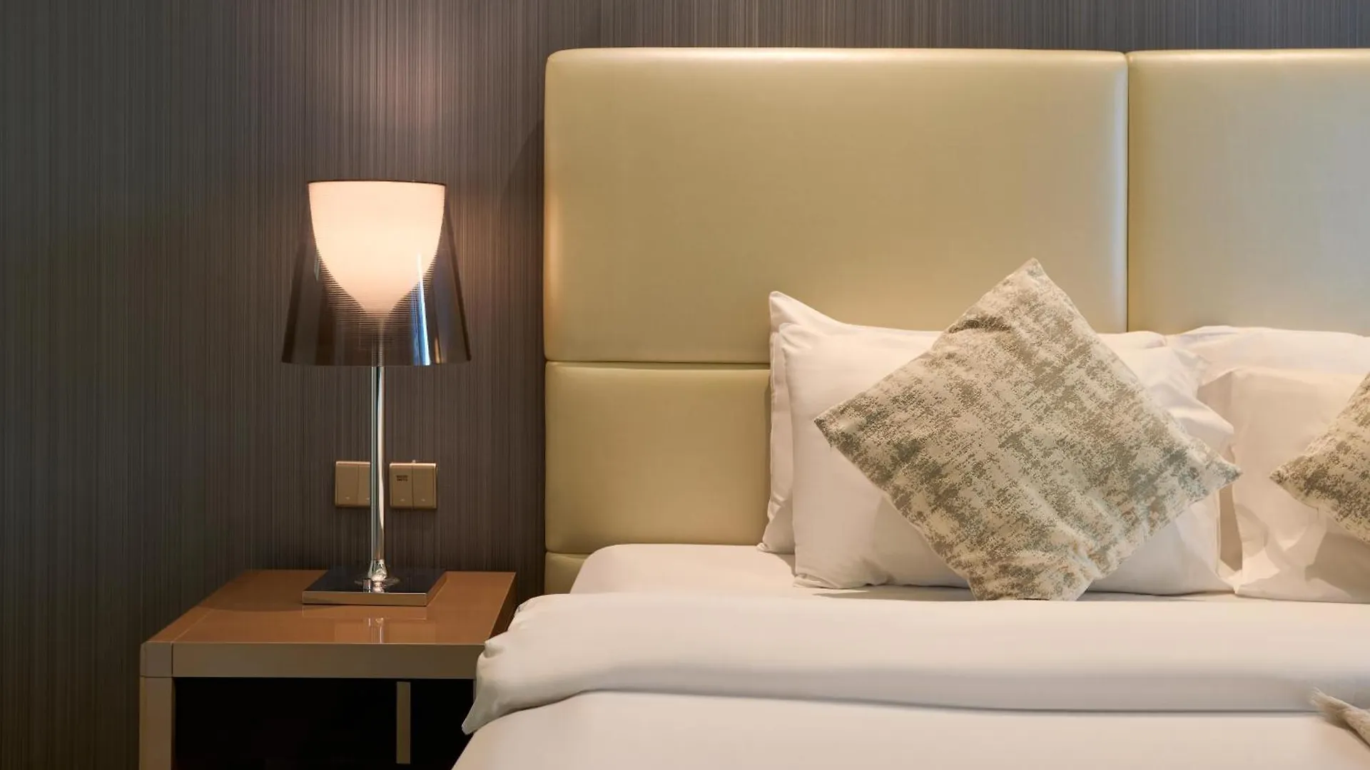 Spacious 2 Bedroom Apartment In Damac Towers By Paramount Dubai With Pool Gym Free Parking Sleeps 4 By Stayfinity