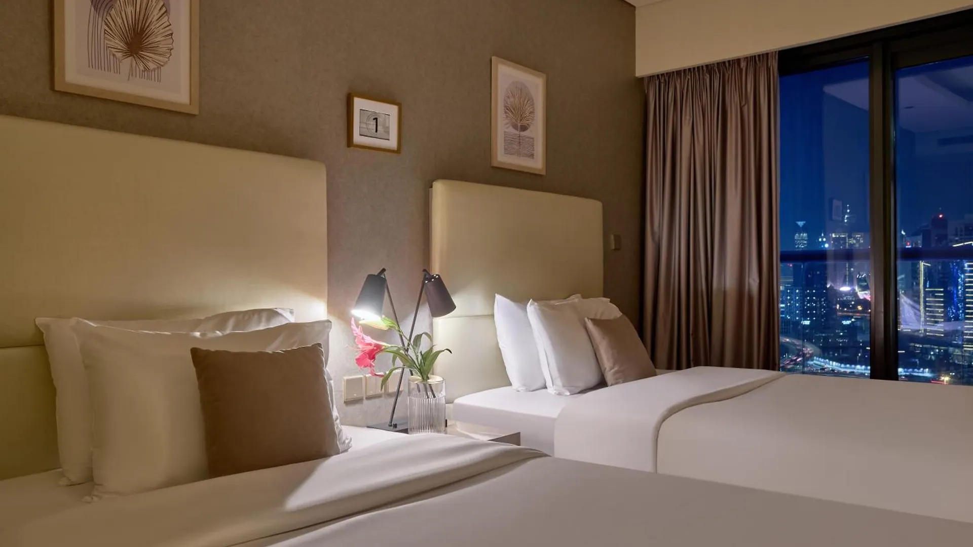Spacious 2 Bedroom Apartment In Damac Towers By Paramount Dubai With Pool Gym Free Parking Sleeps 4 By Stayfinity 0*,